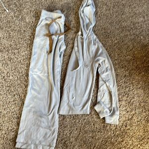 Women’s pjs great size small- brand new without tags- Koolaburra by Ugg